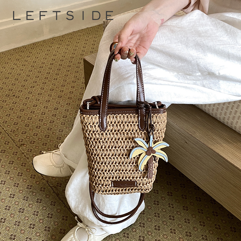Women'S Fashion Trends Spring 2026 - Bolsa Mini de Palha Trançada para