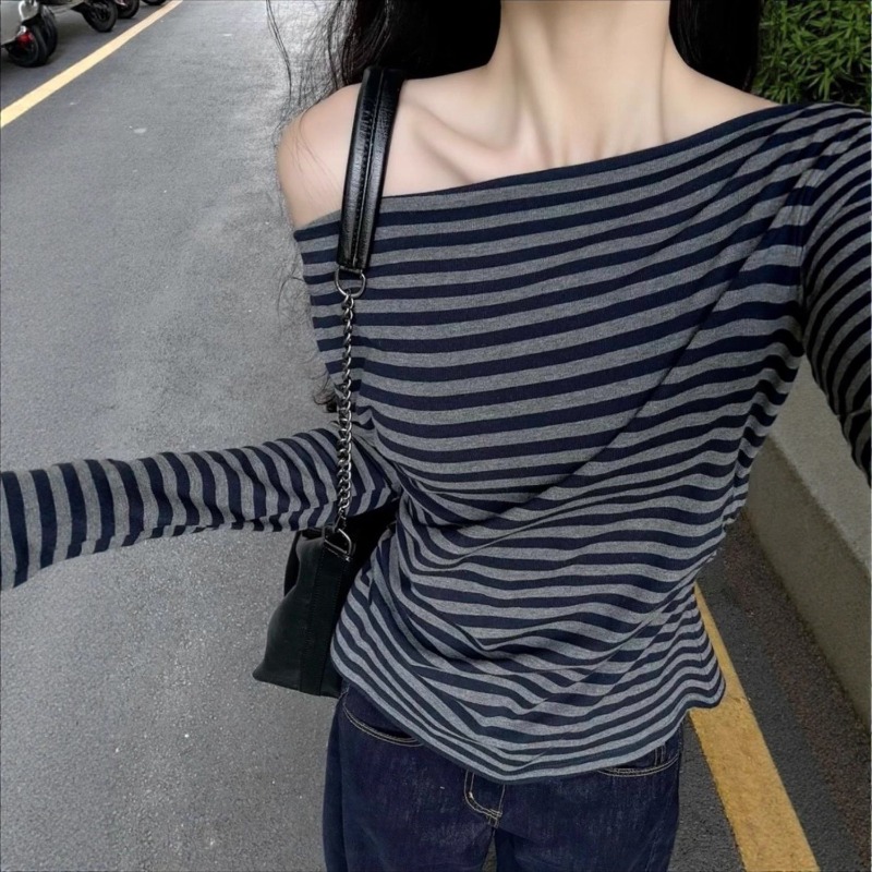 Off Shoulder Top - Blusa Feminina Vintage Listrada de Manga