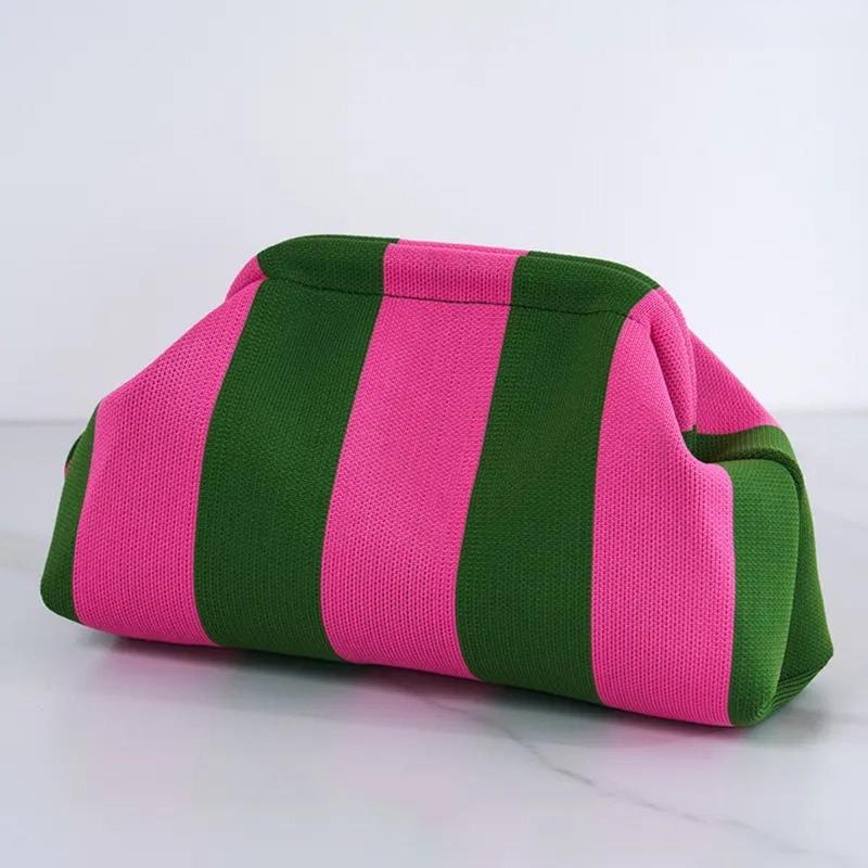 Bolsa Clutch de Crochê Feminin - Women Fashion Designer avaliação e preço